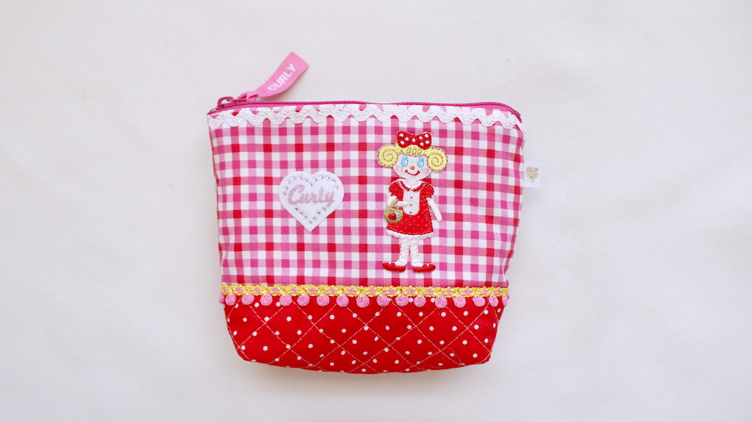 ワッペン付きファスナーポーチ☆いちごちゃん x チェック