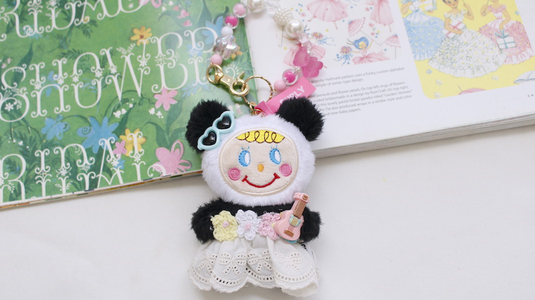 着ぐるみマスコットチャーム☆パンダいちごちゃん x フラガール