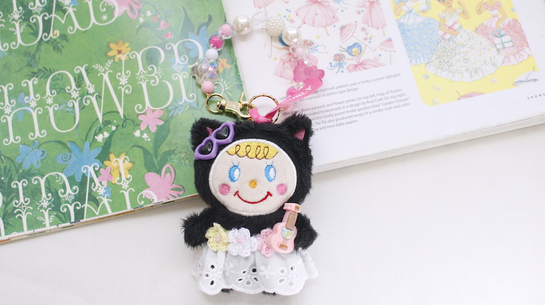 着ぐるみマスコットチャーム☆キャットいちごちゃん x フラガール