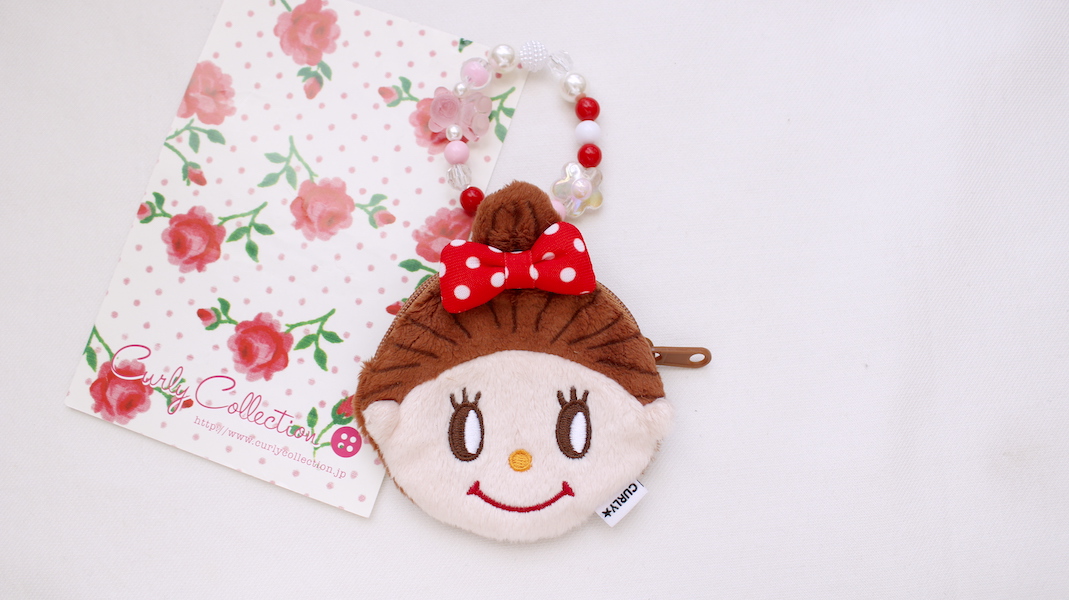 ビーズストラップ付きフェイスポーチ☆エヴィ x ピンクベア