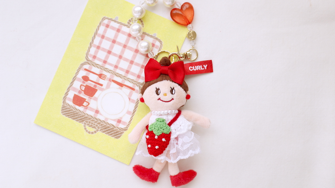 マスコットチャーム☆エヴィ x いちごのポシェット
