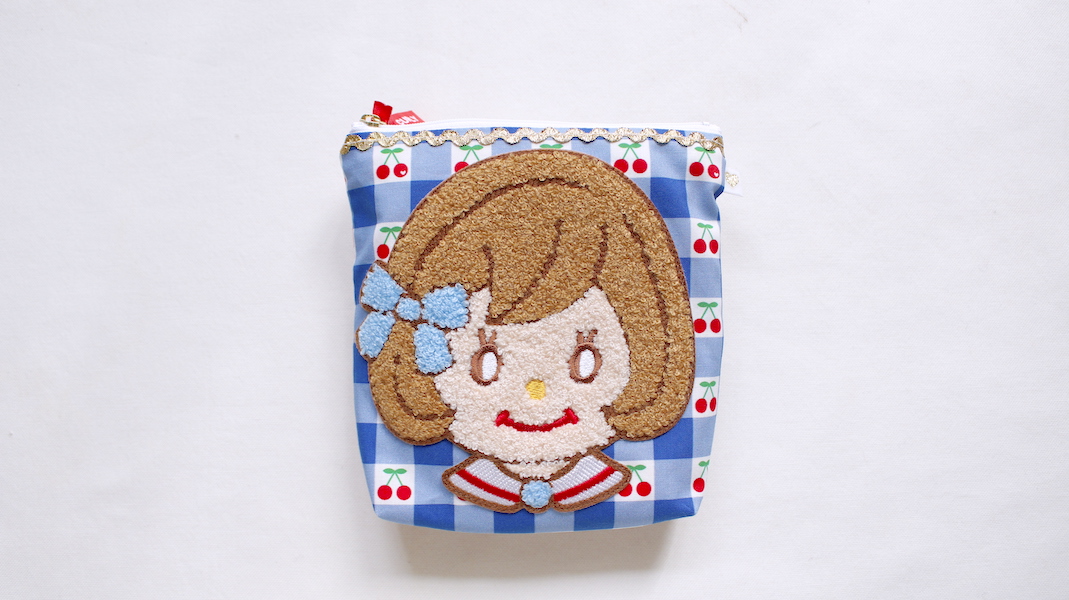 さがらワッペン付きスクエアポーチ☆ジュジュ / チェリー