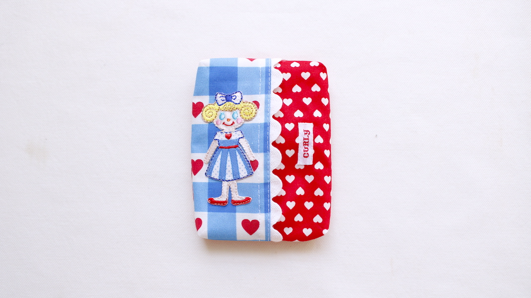 ワッペンティッシュケース☆いちごちゃん/ハートチェック x ハート