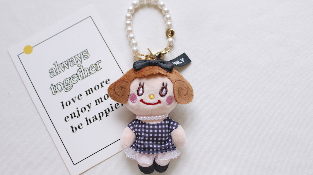 マスコットチャーム☆いちごちゃん x チェック(ブラック)