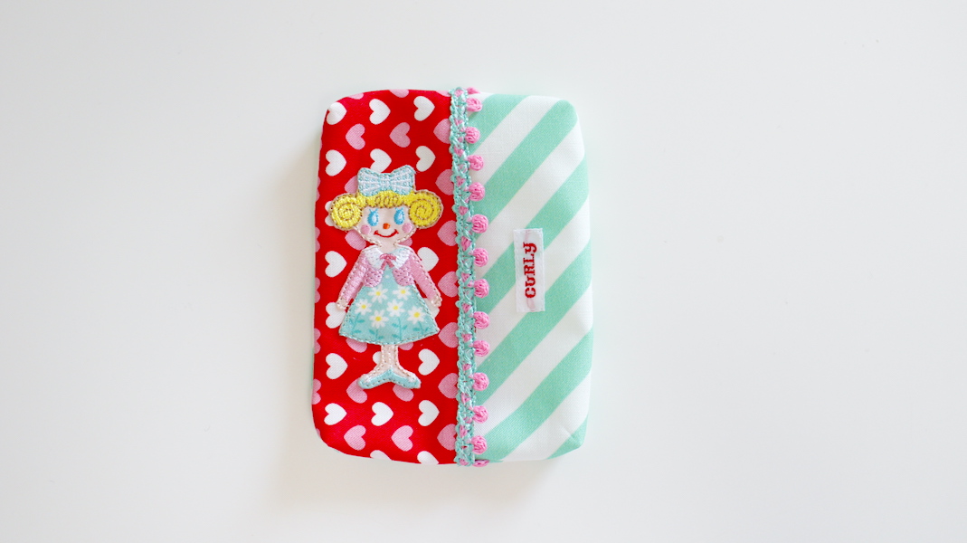 ワッペンティッシュケース☆いちごちゃん/ハート x ストライプ