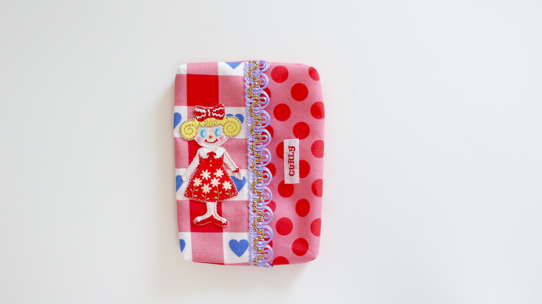 ワッペンティッシュケース☆いちごちゃん(レッド)/ハートチェック x ドット