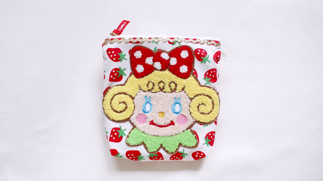 さがらワッペン付きスクエアポーチ☆いちごちゃん / いちご