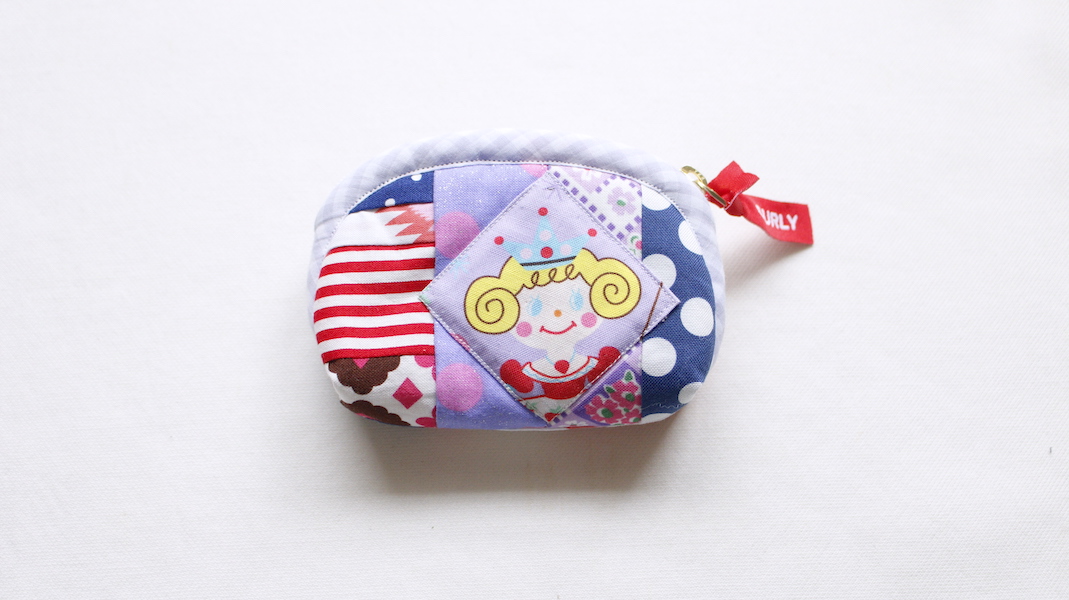 パッチワークラウンドミニポーチ☆プリンセスいちごちゃん