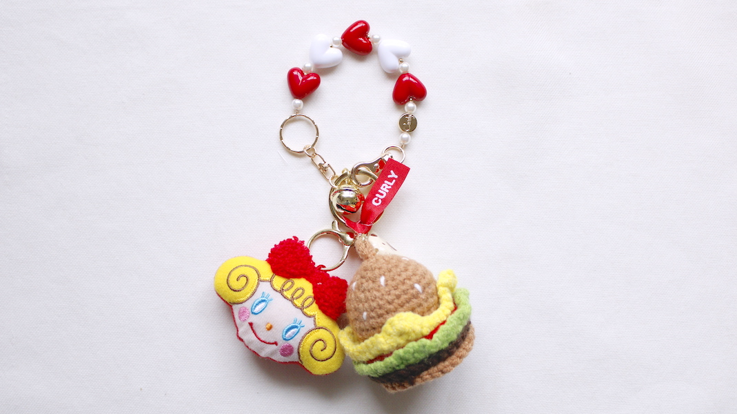 バッグチャーム☆いちごちゃん x ハンバーガー