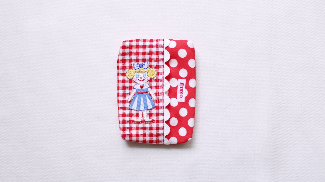ワッペンティッシュケース☆いちごちゃん/チェック x ドット