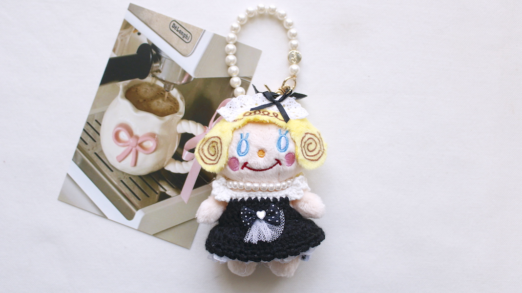 いちごちゃんぬいぐるみチャーム☆メイド(ブラック)