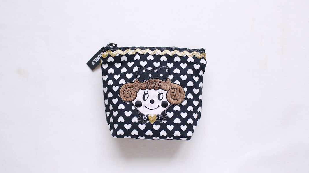 ワッペンミニポーチ☆いちごちゃん(モノトーン) x ハート