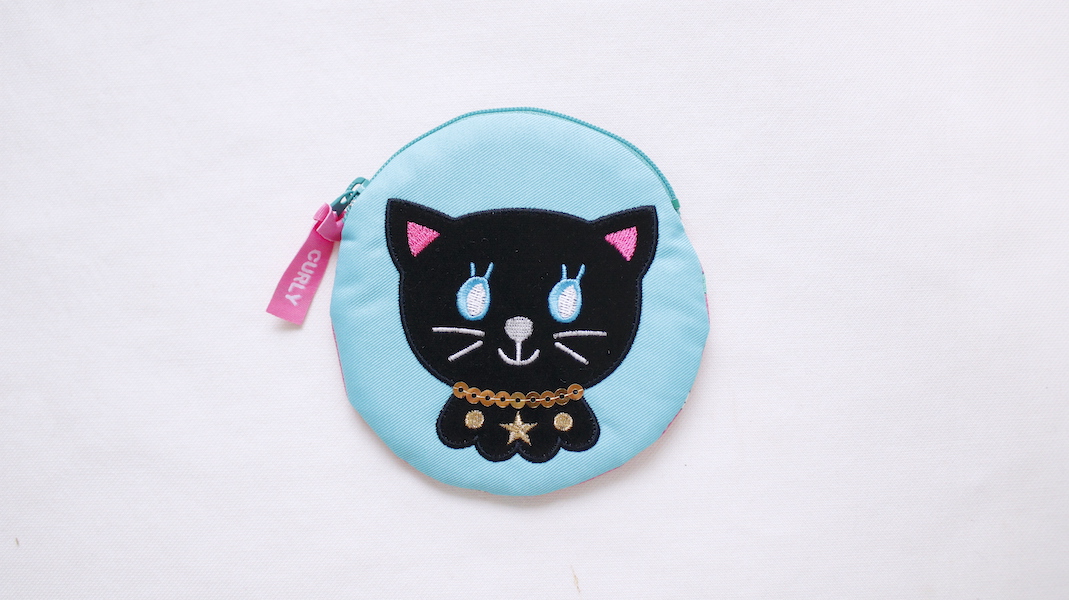 刺繍サークルポーチ☆レイ(黒猫)