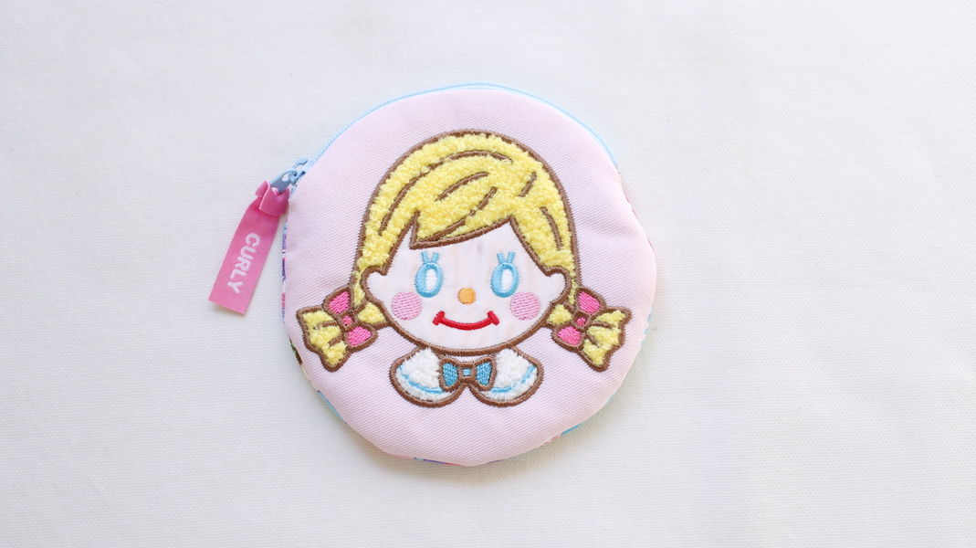 刺繍サークルポーチ☆ピピ(裏面 : スポットライト)