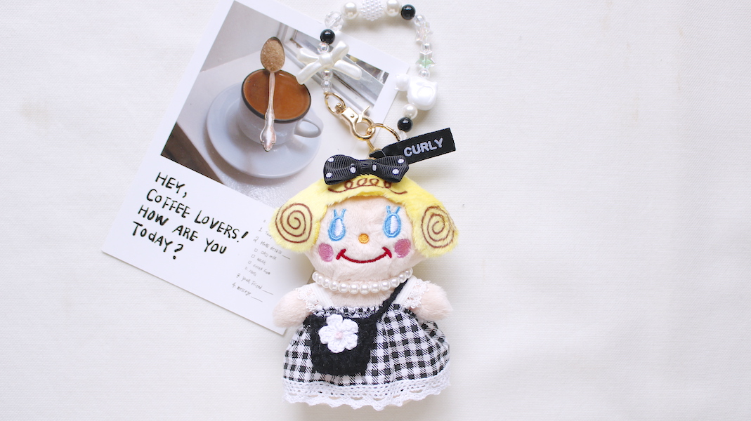 いちごちゃんぬいぐるみチャーム☆チェックワンピース＆ポシェット(ブラック)