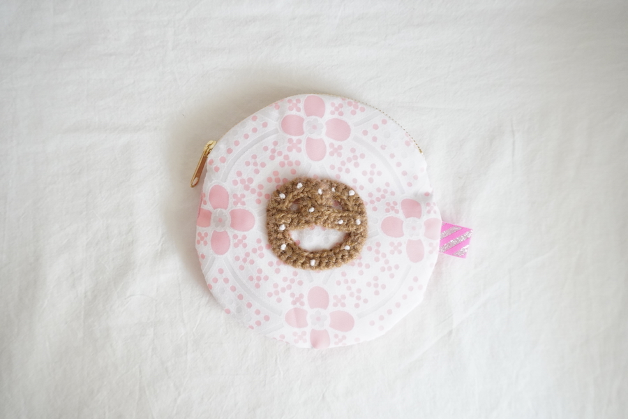 Sophie et Chocolat☆ Circle Pouch/Pretzel