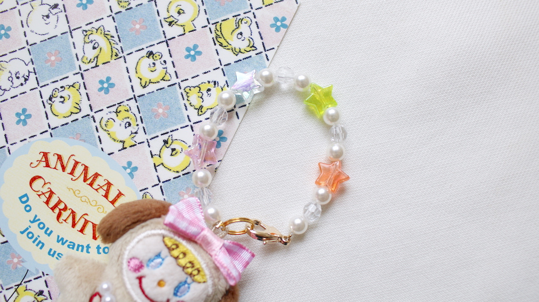 マスコット付きビーズストラップ☆ドッグいちごちゃん(チェック