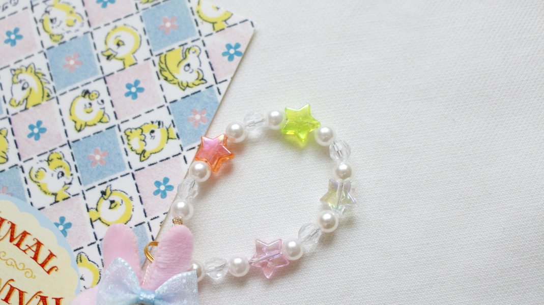 マスコット付きビーズストラップ☆バニーいちごちゃん x スター