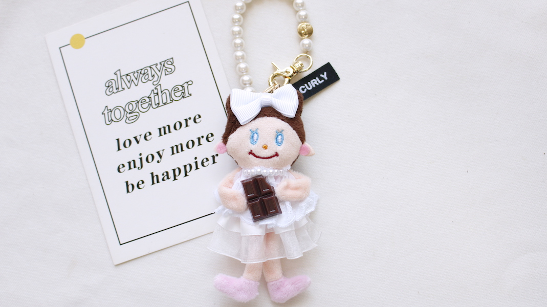 マスコットチャーム☆メグ x チョコレート