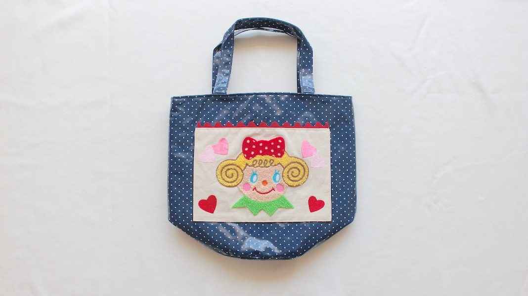 さがら刺繍コーティングバッグ☆いちごちゃん