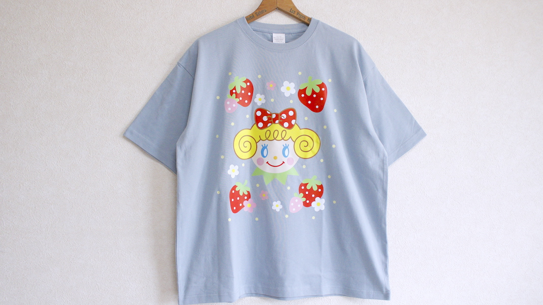 ビッグシルエットオリジナルTシャツ☆いちごちゃん x アシッドブルー