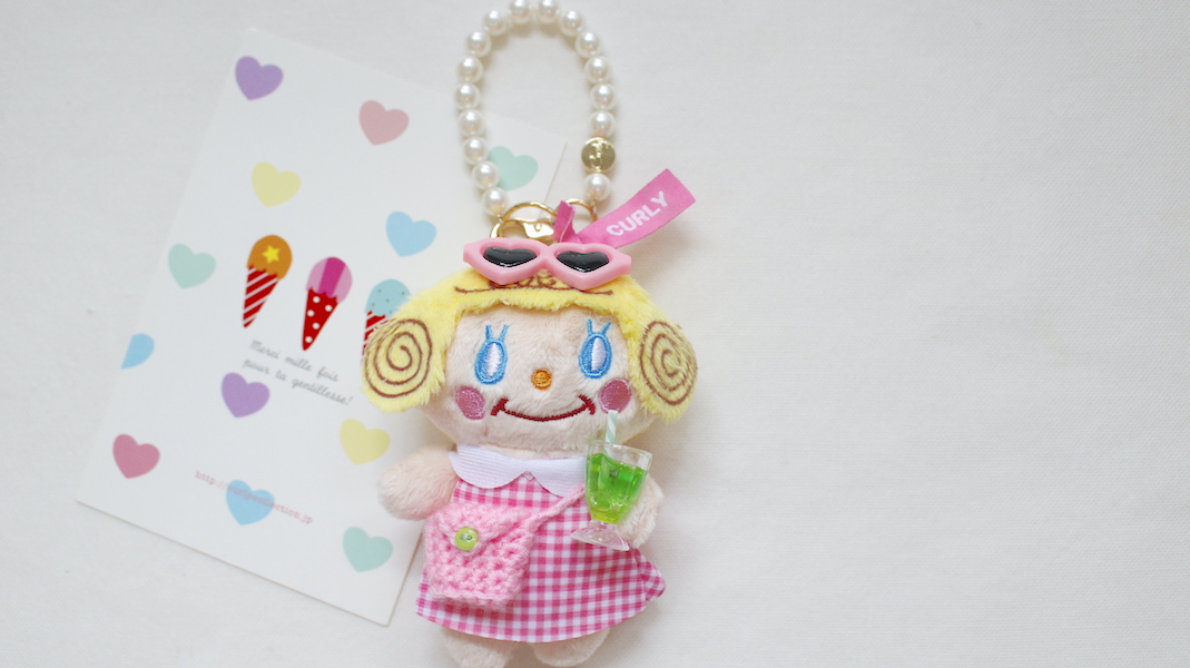 【予約】 いちごちゃんぬいぐるみチャーム☆サングラス x ドリンク アクセサリー