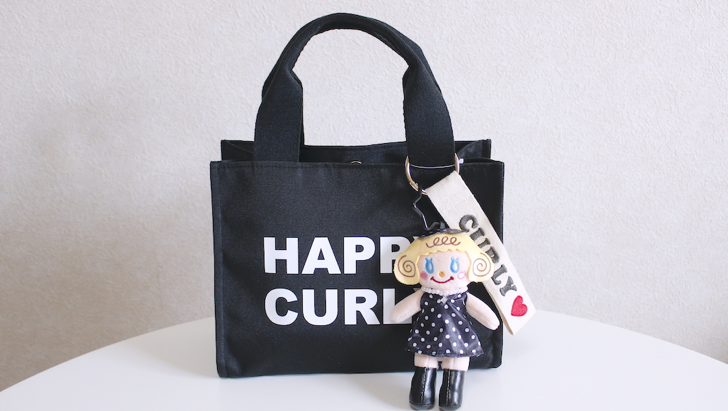 マスコットチャーム付き2wayショルダーバッグ☆ブラック x いちごちゃん