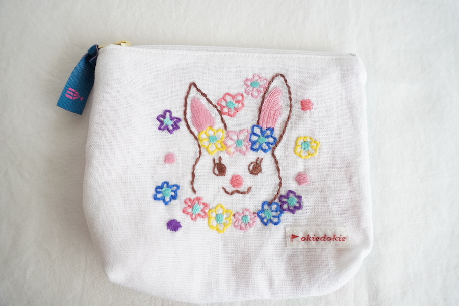 noopy♡ ウエイト枠 刺繍イニシャルポーチ♡ イニシャルポーチ❤︎ | irodorikoubouumui's STORE