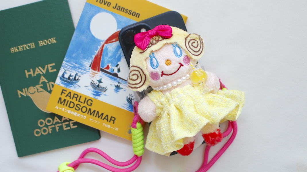 カーリーコレクション　マスコット付きビーズストラップ　ベアいちごちゃん x2 マスコット付きビーズストラップ☆ベアいちごちゃん x ベア
