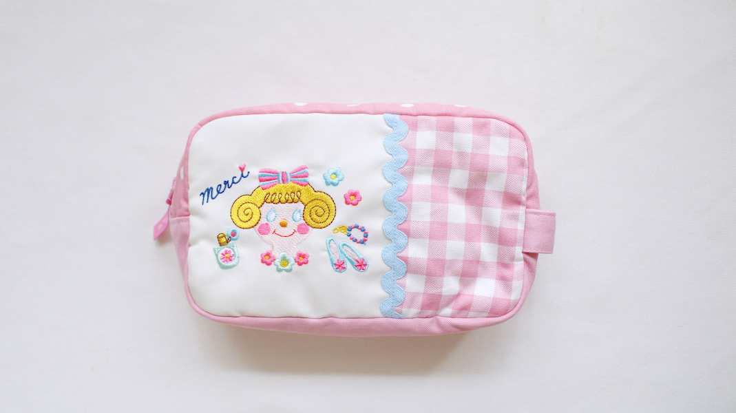 BOX型刺繍ポーチ(S)☆いちごちゃん(merci) x ピンク