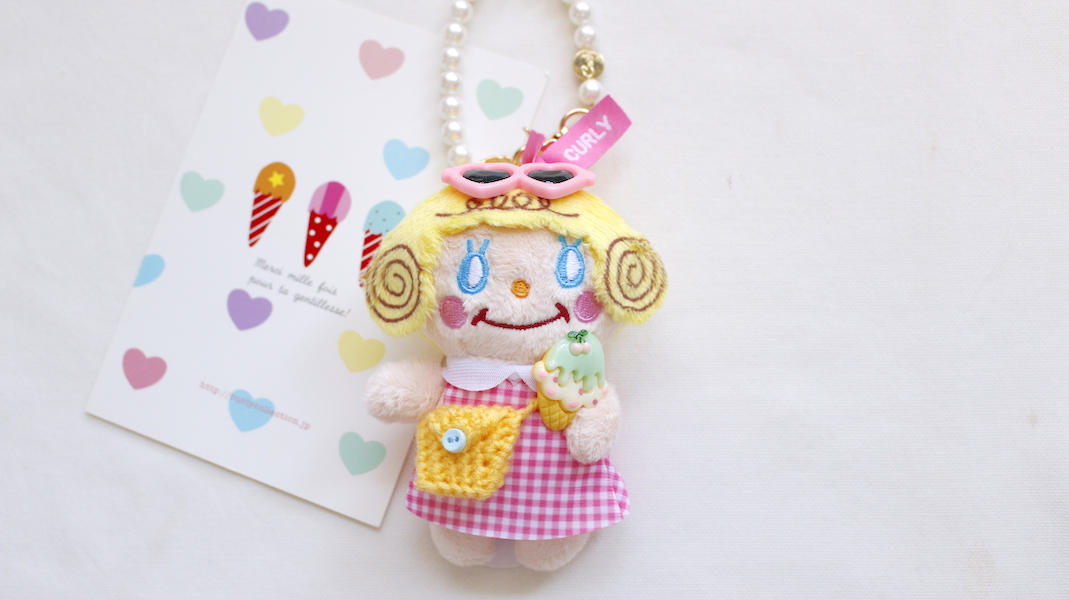 いちごちゃんぬいぐるみチャーム☆サングラス(ピンク)＆ポシェット