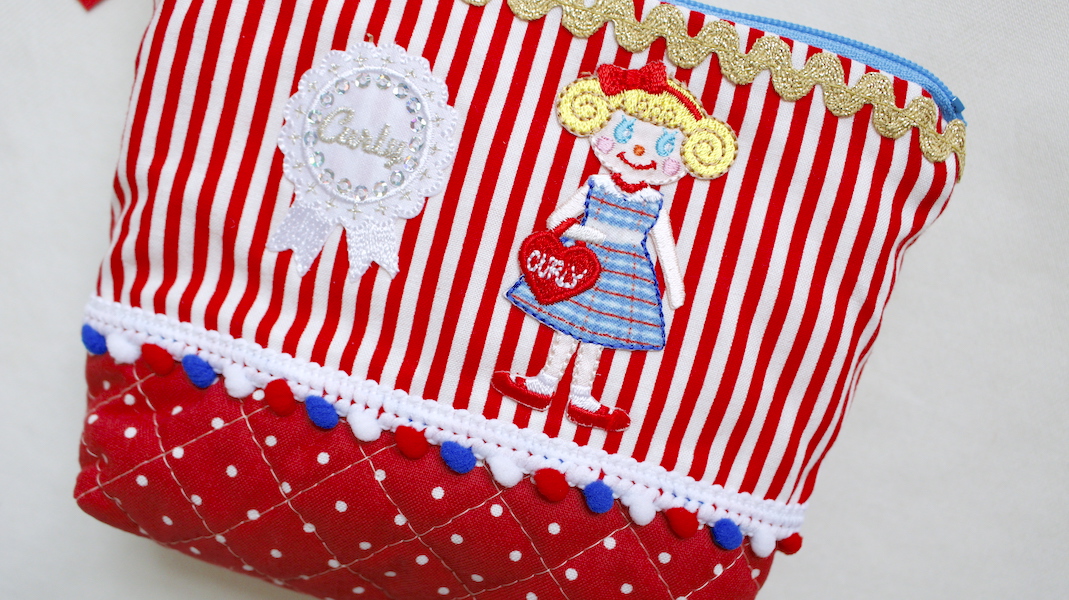 スイングポーチコレクション　るり In Red (インレッド) 2025年 11月号増刊 《付録》 SNOOPY 刺繍