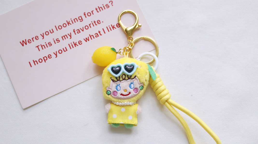 Lemon Cake☆ミニマスコットチャーム☆レモンいちごちゃん(サングラス:ブルー)/イエローロープ