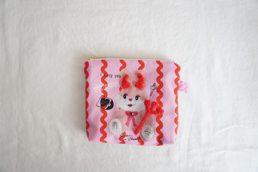 Sophie et Chocolat☆ Square Pouch/Devil Bunny