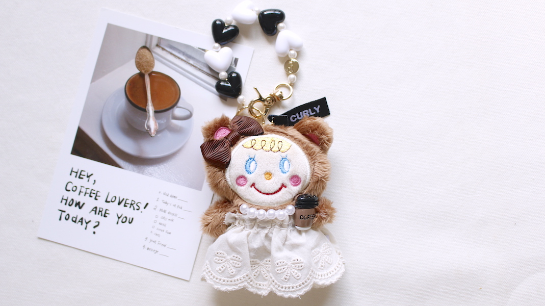 着ぐるみマスコットチャーム☆ベアいちごちゃん x コーヒー