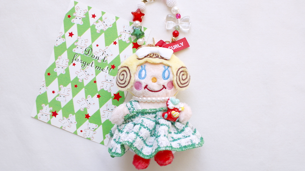 お座りいちごちゃんチャーム☆クリスマス x ソックス