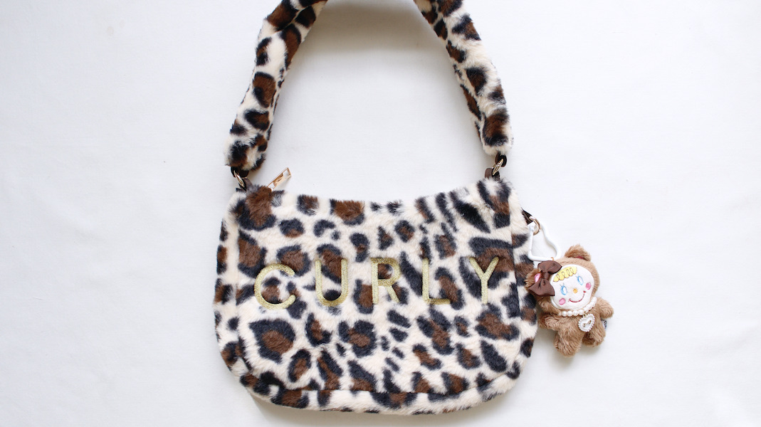 マスコット付きもこもこボアショルダーバッグ☆レオパード x ベージュ