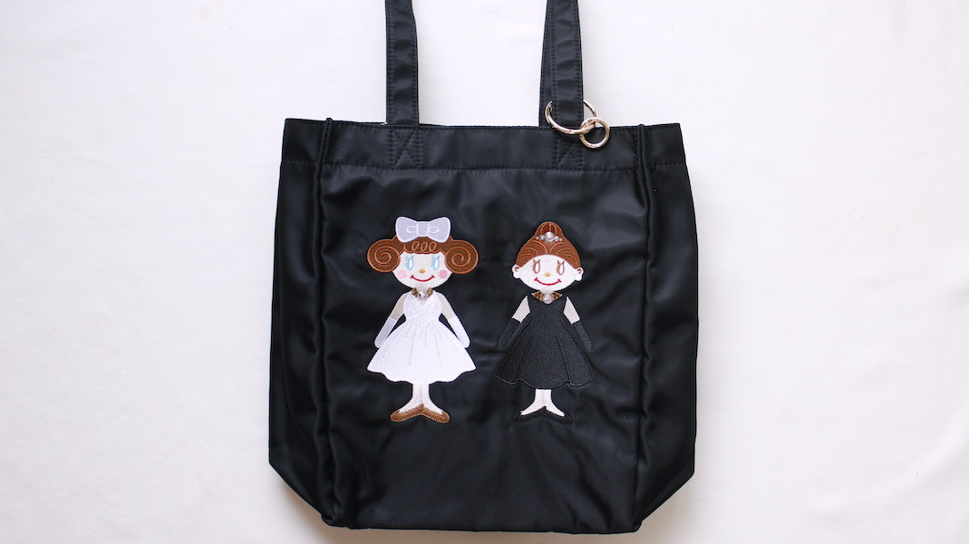 GT☆刺繍トートバッグ☆いちごちゃん＆エヴィ