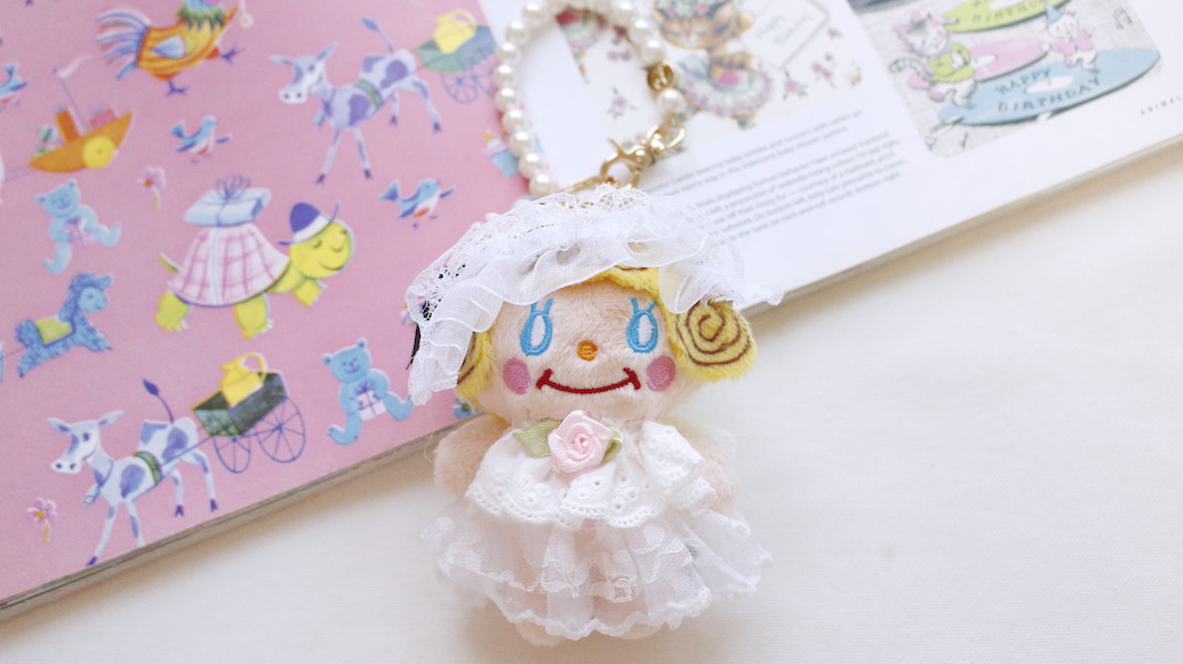 いちごちゃんぬいぐるみチャーム☆ヘッドドレス x ブラック