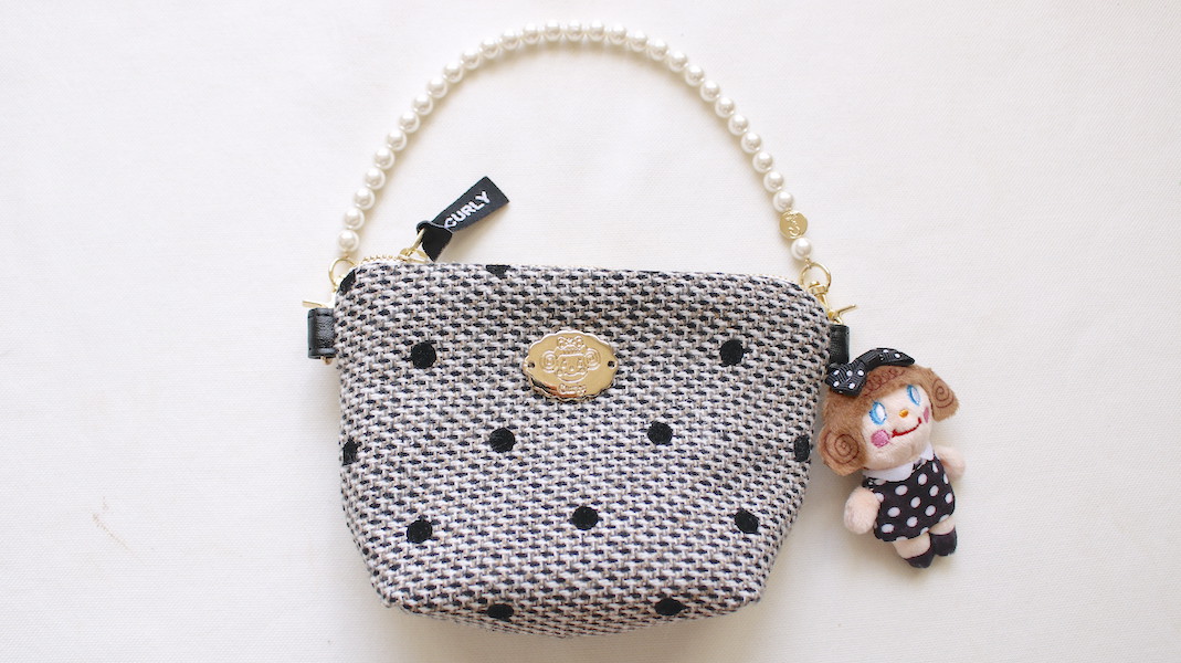 マスコット付きハンドルポーチ☆miniいちごちゃん/ゴールドプレート